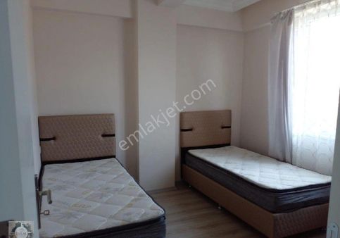 Atakent Mah. 1+1 Eşyalı Kiralık Daire — Asansörlü, Üniversiteye Yakın