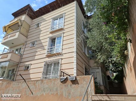 Derince Merkezde Mükemmel Konumda Satılık 3+1 Daire