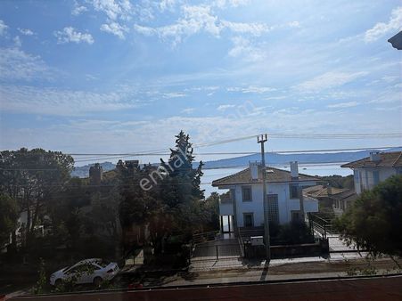 Era Angel'dan Cunda Adasında Eşyalı 2+1 Deniz Manzaralı Kiralık