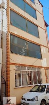 Kandıra'nın Merkezi Çarşıda 3+1 115 4.kat Daire Kombi Balkonlu