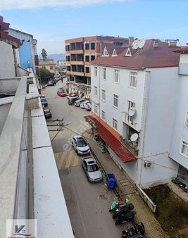 Kandıranın En Uygun Dairesi Akdurak Çarşıda 4+1 180 M2 Dublex