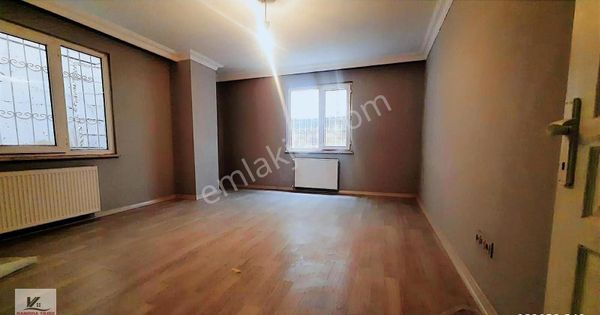 Finans Merkezine Ve Tem'e Yakın Konumda-boş-y. Giriş 2+1 85m2.