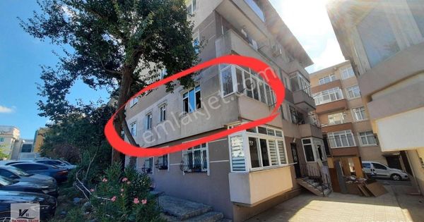 Metrolara Yakın-balkonlu-ayrı Mutfaklı-çift Wc.li -3+1...1.kat