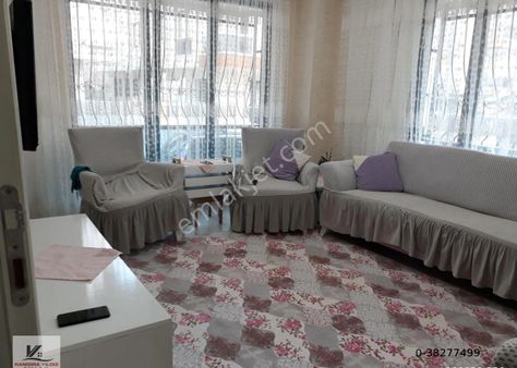 Esatpaşa Mah. Emaar'a Ve Finans Mrk.10 Dk.2+1 85 M2 Y.giriş