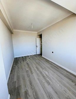 Avcılarda Tek Daire Fiyatına 2 Daire Birden Satılık 4+2