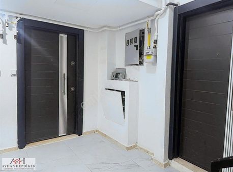 Acill Yenicami De 1+1 Eşyalı Kiracılı Satılık Daire