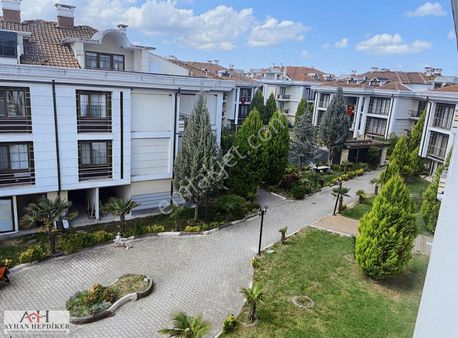 Serdivan Kaşıkçı Konaklarında 3+1 Ebeveyn Banyolu Daire