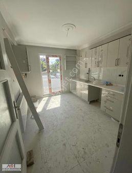 Adapazarı Merkez Ozanlarda 3+1 İçi Sıfır Yapılı Daire