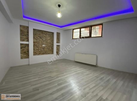 Işık'tan Dörtyolda 3+1 Satılık Bahçe Katı Daire Kredili 9 Yıllık