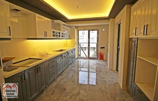 Gamze'den Malazgirt'te^g.odalı^asansörlü^0 Kat Seçenekleriyle!