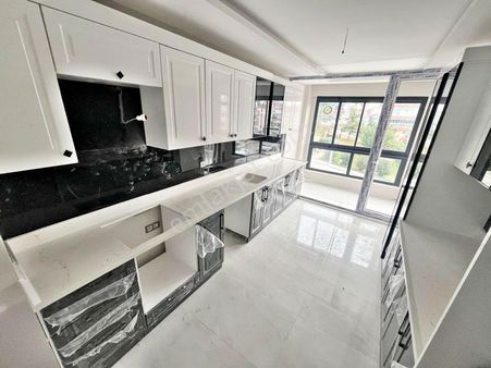 Etlik Sancaktede Şehir Has Ve Antarese 3 Km Katta Asansörlü Acil Satılık Sıfır 3+1 Daire