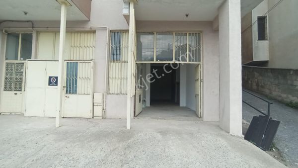 Çubuklu Cadde Üstü Kiralık Depo-dükkan