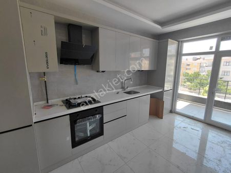 Emrah Çiftci'den Selçuklu Beyhekim Cad.yanı Satılık 3+1 Sıfır Lüks Daireler