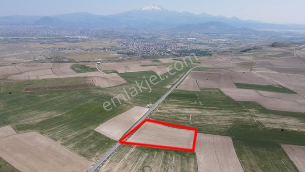 Erkilet Tepe Mah. 15.917 M2 Tek Tapu Satılıktarla