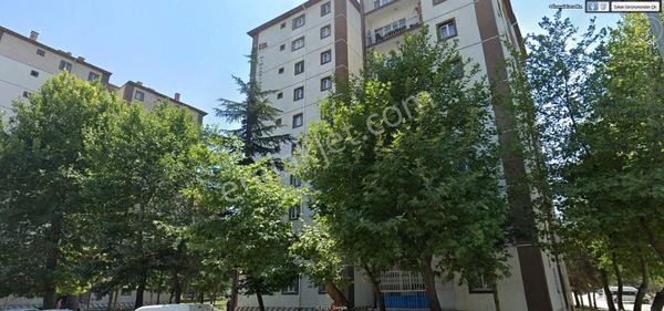 Belsin Kürsü Durağının Dibinde Satılık Daire