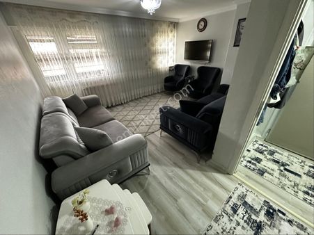 A L C Den Metro Yakını Okul Karşısında 2+1 Satılık Fırsat Daire