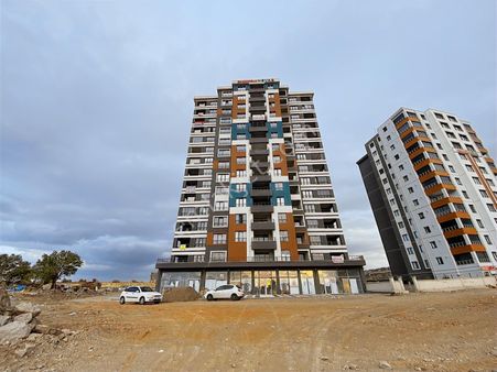 Fatih Mah Ebeveyn Banyolu Geniş Balkonlu 3+1 Kiralık Sıfır Daire