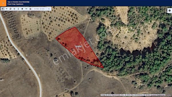 Başkan Emlaktan Satılık Bilecik Deresakarı Köyü 2.495 M2 Tarla