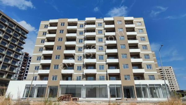 Thor'dan Mezitli Tece'de Kiralık 1+1 Havuzlu Sıfır Daire
