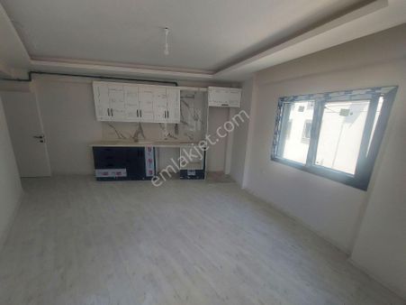 Seferihisar Hastane Yakını Açık Mut. Satılık 2+1 Daire !!!