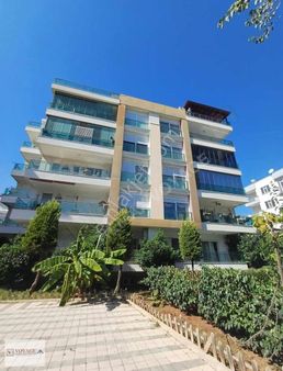 Konyaaltı - Hurma Havuzlu Site İçerisinde 2+1 Satılık Daire