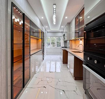 Beylikdüzü Migros Avm Arkası Full Dekorlu 3+1 Satılık Daire
