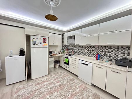 Lider Emlak'tan *ön Cephe 3+1 Acil**satılık Daire*