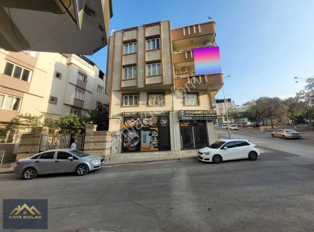 Çağdaş Mahallesi'nde Cadde Üzeri Köşe Başı Müstakil 4 Katlı Bina