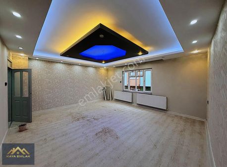 Güneş Mahallesi Nehir Düğün Salonu Civarı Satılık Geniş 2+1