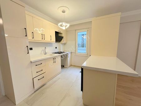 ❇️🟥akçay'da Arakat Şık Tasarımlı Full Yapılı Ve Masrafsız 2+1 Daire Fırsatı