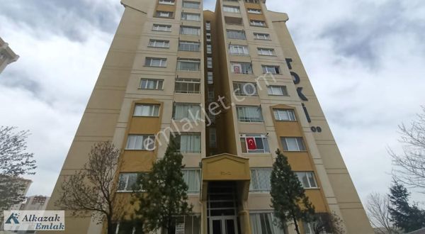 Turkuaz Mah. Büyük Çarşı Yanı Güzel Yapılı Satılık 2+1