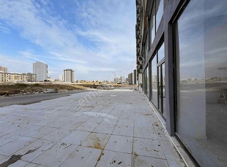 Burhan Kılınç'dan Kiralık Dükkan 3 Katlı Merkezi Konunda