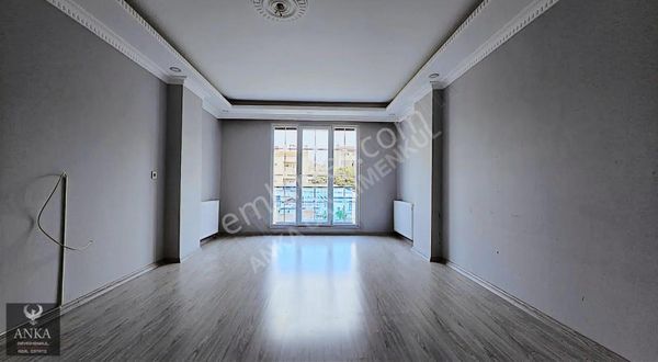 Arnavutköy Belediye' Sine Yakın Arakat 2+1 Satılık Boş Daire