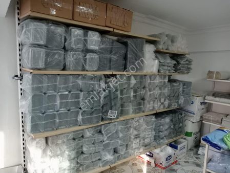 Piyade Mah. Cadde Üzerinde Devren Dükkan