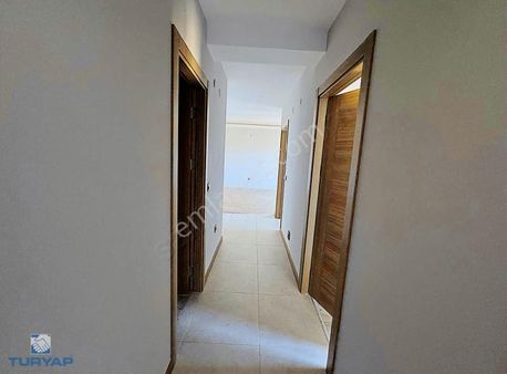 Torbalı Da İzban Yakını Havuzlu Sitede Kiralık 2+1 Daire