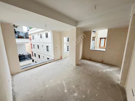 ▃artemin▃küçükyalı'da Ayrı Mutfaklı&balkonlu 3.kat 80m² 2+1!