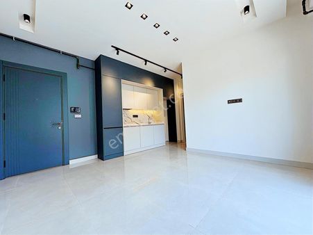 Demirler'den Karahasanlı'da Şehir Hastanesi Mevkii Lüx 1+1 Apart