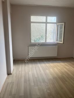 Pınar Mahallesinde 1+1