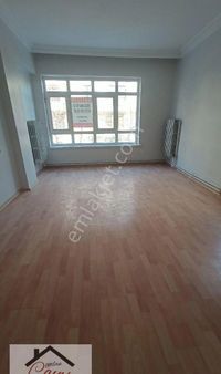 Çankaya ,çamlıtepe Mh.ş.gülersin Sk.ta,boş ,3+1 , Bağımsız ,ön ,güney Ve Batı