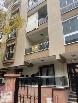 Çiçek Emlaktan Kiralık 3+1 Ara Kat