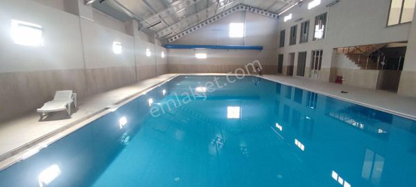 Yıldız Emlaktan Kiralık 5+1 Daire