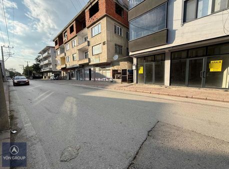 Yön Group'tan Yenicami'de Satılık Dükkan