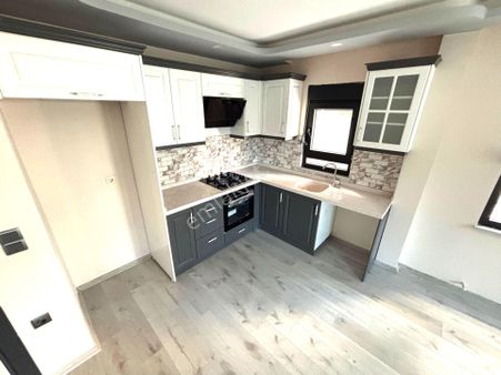 ♫melodi'den Altınkum Merkez'de Denize 300mt Ebeveyn Banyolu Ön Cephe Yepyeni 2+1 Daire