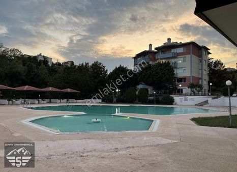 Tekirdağ Topağaç Mah.havuzlu Site İçerisinde Kiralık Daire