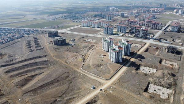 Alkan'dan Malıköy'de 16 Kat İmarlıda 1300 M2 Hisse