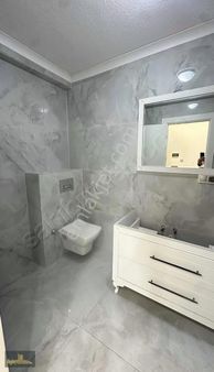 Yalova Merkez'de Satılık Geniş Ve Ferah 3+1 Daire