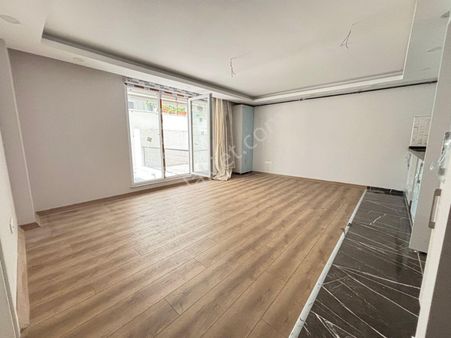 ▃birikim▃ Küçükyalı'da 4 Yıllık Binada Geniş Kullanımlı Lüks 1+1 Satılık Daire