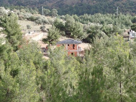 Menemen Görece'de Doğa Manzaralı Acil Satılık 2174 M2 Tarla