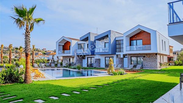 Era Angel'dan Cunda Namık Kemal'de 1+1 Eşyalı Lüx Daire