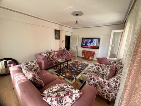 Servis Güzergahında Ayrı Mutfaklı Arakat 3+1 Daire